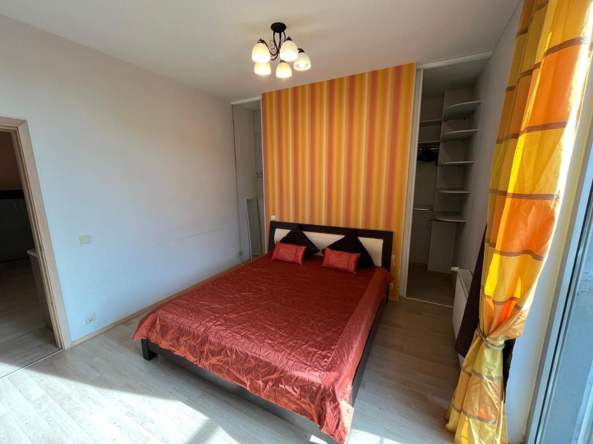 Lovely Apartments In Imanta With Free Parking Riga Eksteriør bilde
